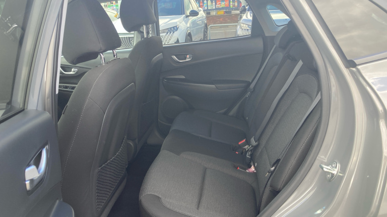 Hyundai KONA 100kW Premium 39kWh 5dr Auto Electric Hatchback
